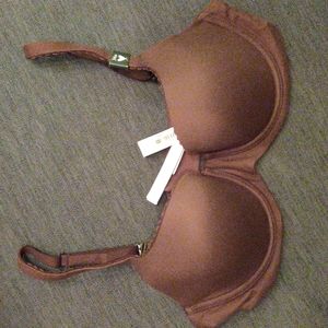 Body by Victoria Lightly Lined Demi Bra VS